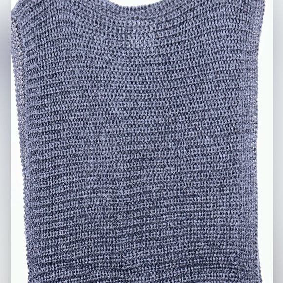 💰3 for $30💰 Navy Crocheted Hat and Infinity Scarf - Picture 3 of 5